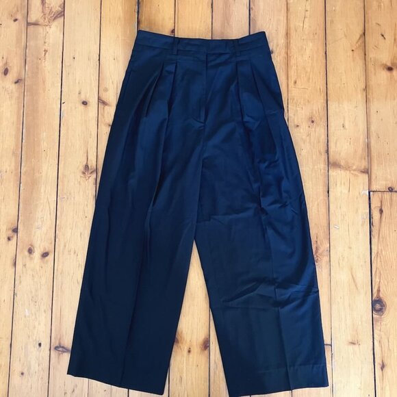 The Frankie Shop Pleated Black Pants - Medium - Picture 1 of 6